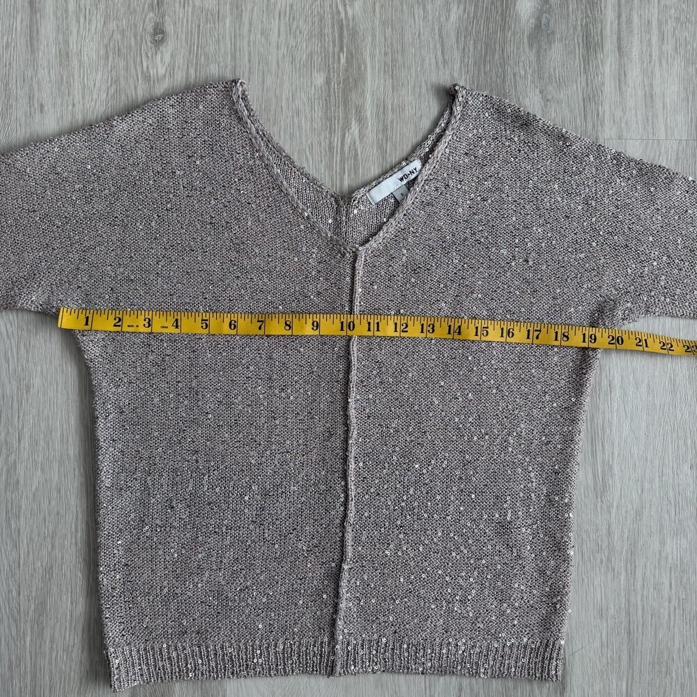 WD NY Sequin Knit V-Neck Sweater Taupe Silver Sparkle Short Sleeve Size Small - Picture 10 of 11